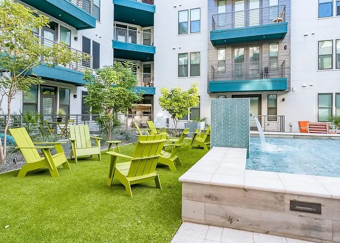 Apartment Modern Town Penthouse By Cozysuites Tempe