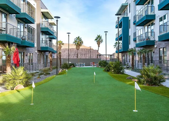 Modern Town Penthouse By Cozysuites Tempe