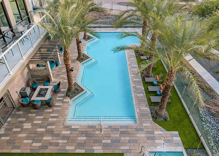 Modern Town Penthouse By Cozysuites Apartment Tempe