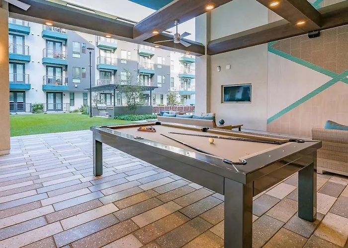 Modern Town Penthouse By Cozysuites Apartment Tempe